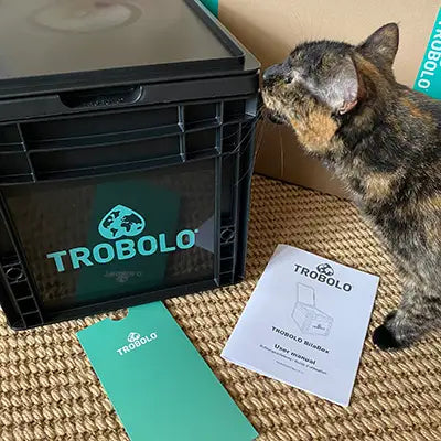 Trobolo BilaBox campingowa toaleta unboxing z kotem